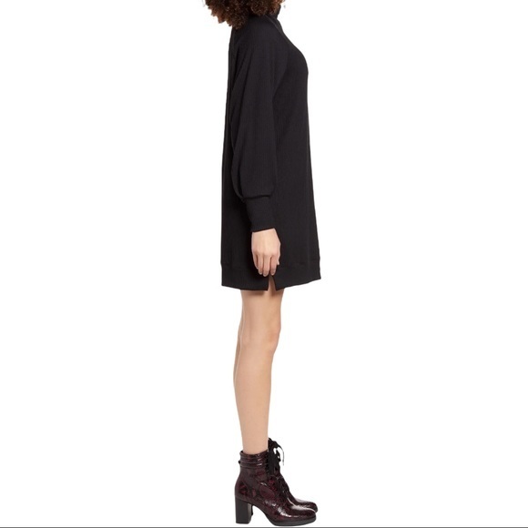 SOCIALITE Long Sleeve Textured Knit Shift Dress - BLACK - Picture 4 of 5